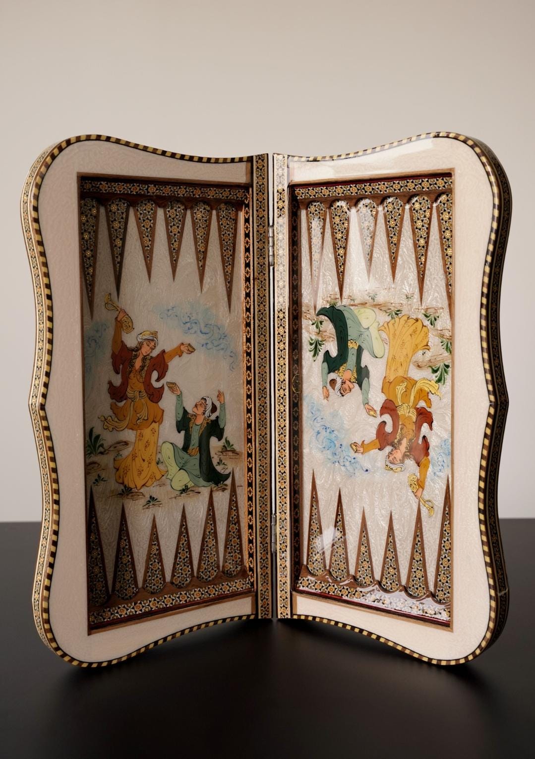 layli o majnun – hand-painted chess & backgammon set with romantic miniature and shamseh motifs