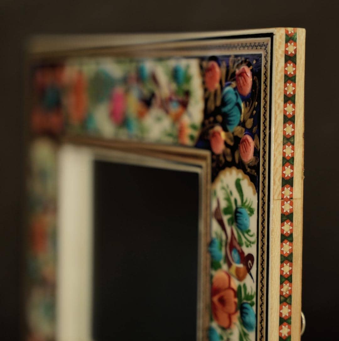 hand-painted mirror with relief enamel frame – bird & bloom design (28×23 cm) pink flowers