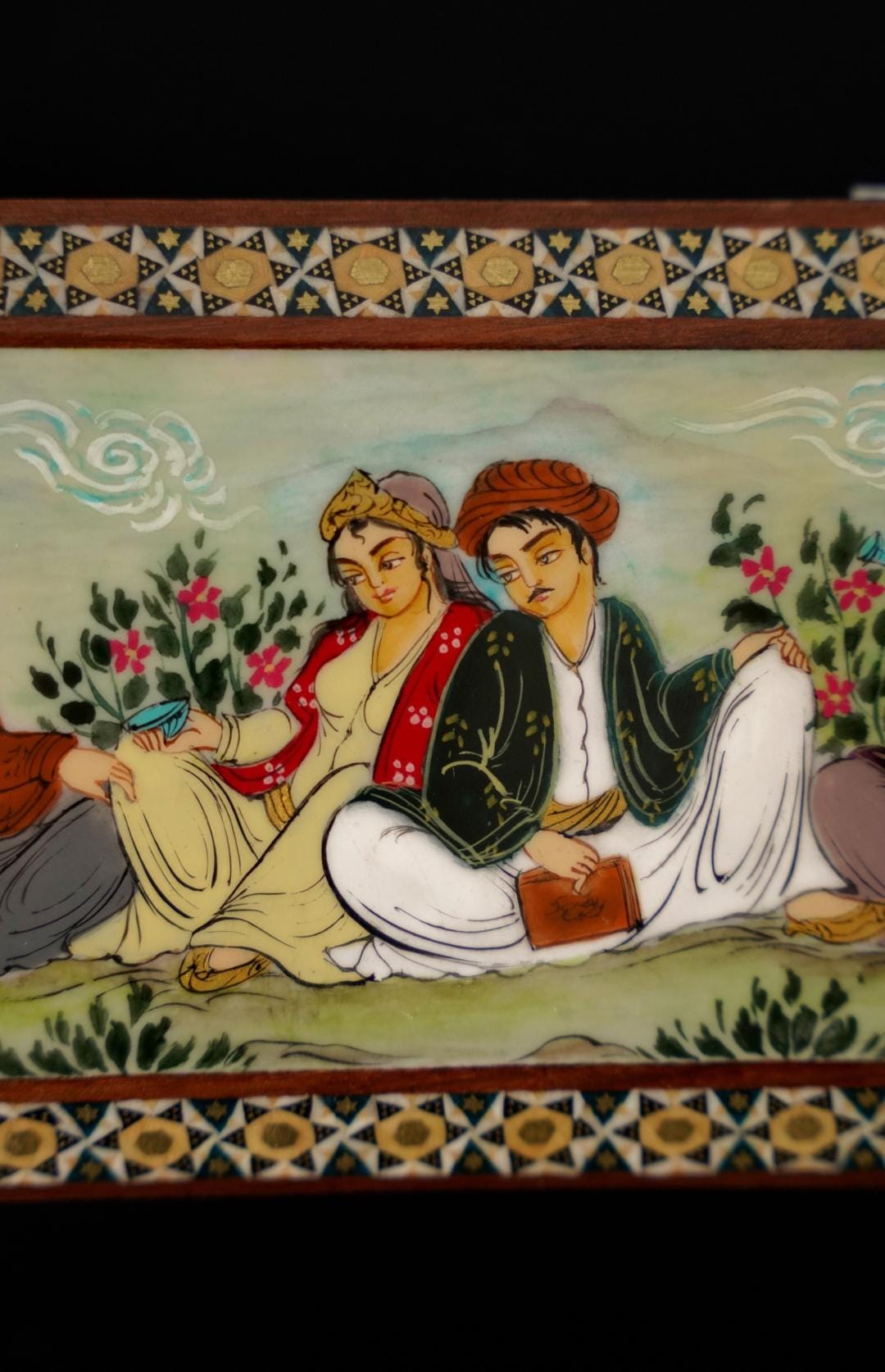 leili o majnoun – hand-painted jewelry box, persian miniature art (21×11×5 cm)