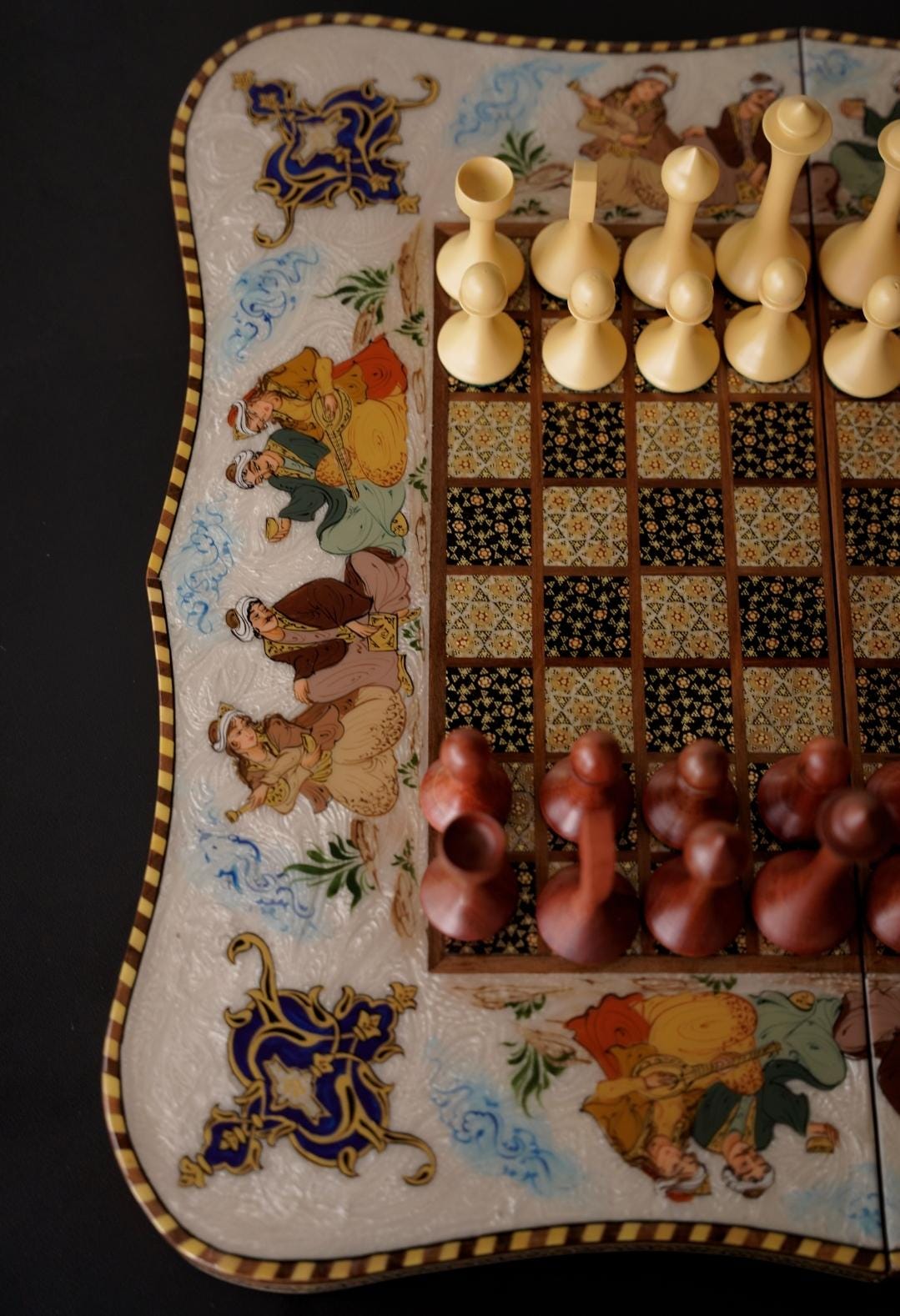 layli o majnun – hand-painted chess & backgammon set with romantic miniature and shamseh motifs