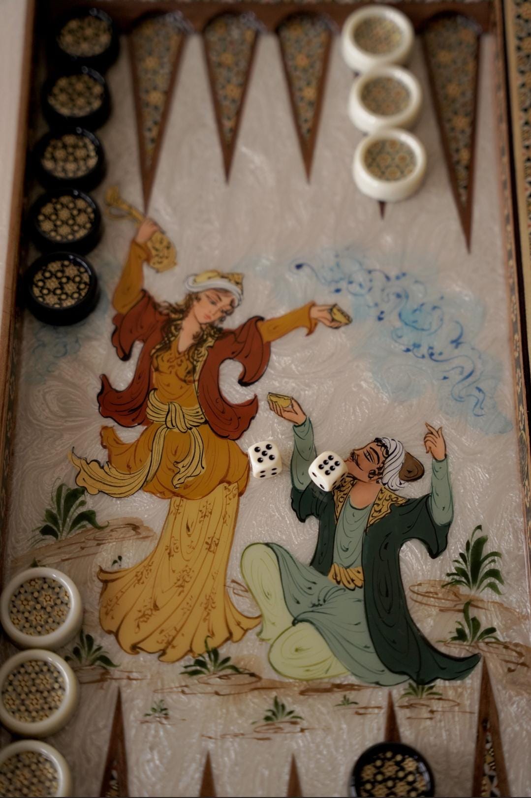 layli o majnun – hand-painted chess & backgammon set with romantic miniature and shamseh motifs