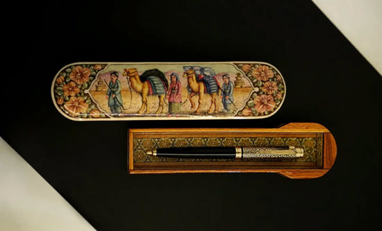 Hand-painted marquetry pen box with miniature caravan scene — Pilardi